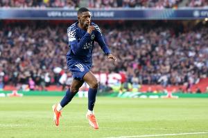 登贝莱谈金球奖：想为巴黎拿下世俱杯 若塔离世是足球界的不幸