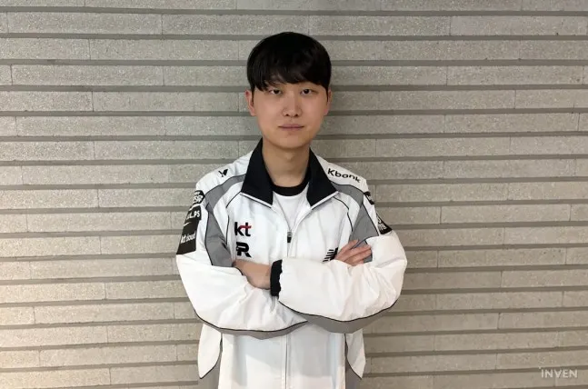 中国区官网-Aiming：PerfecT拿到了对位单杀表现得非常出色，打得很舒服